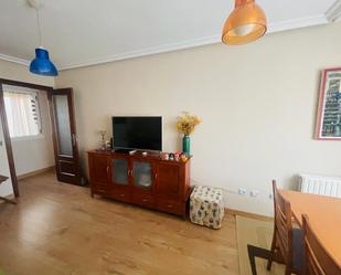 Sala d'estar de Apartament en venda en Salamanca Capital