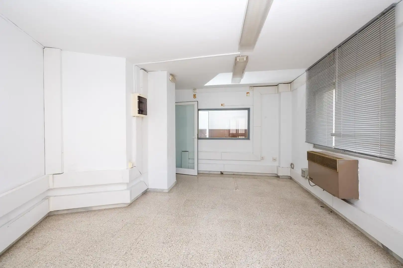 Piso en venta en Motril con Calefacción, Terraza y Balcón