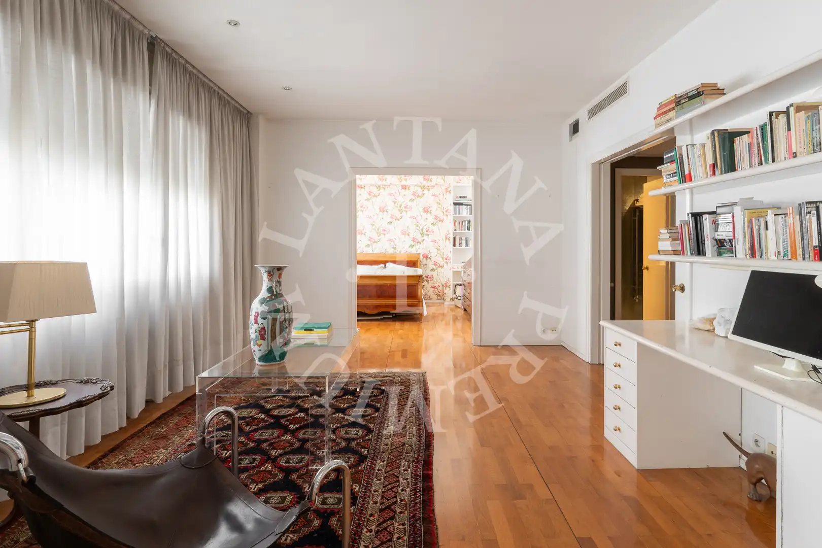 Sala de estar de Ático en venta en Barcelona con Aire acondicionado, Calefacción y Parquet