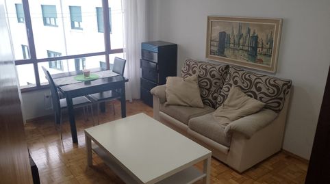 Foto 2 de Apartament de lloguer a Calle Santa Eulalia de Merida, 4, Buenavista, Oviedo