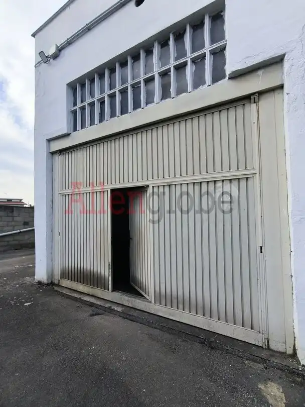 Exterior view of Industrial buildings for rent in Siero