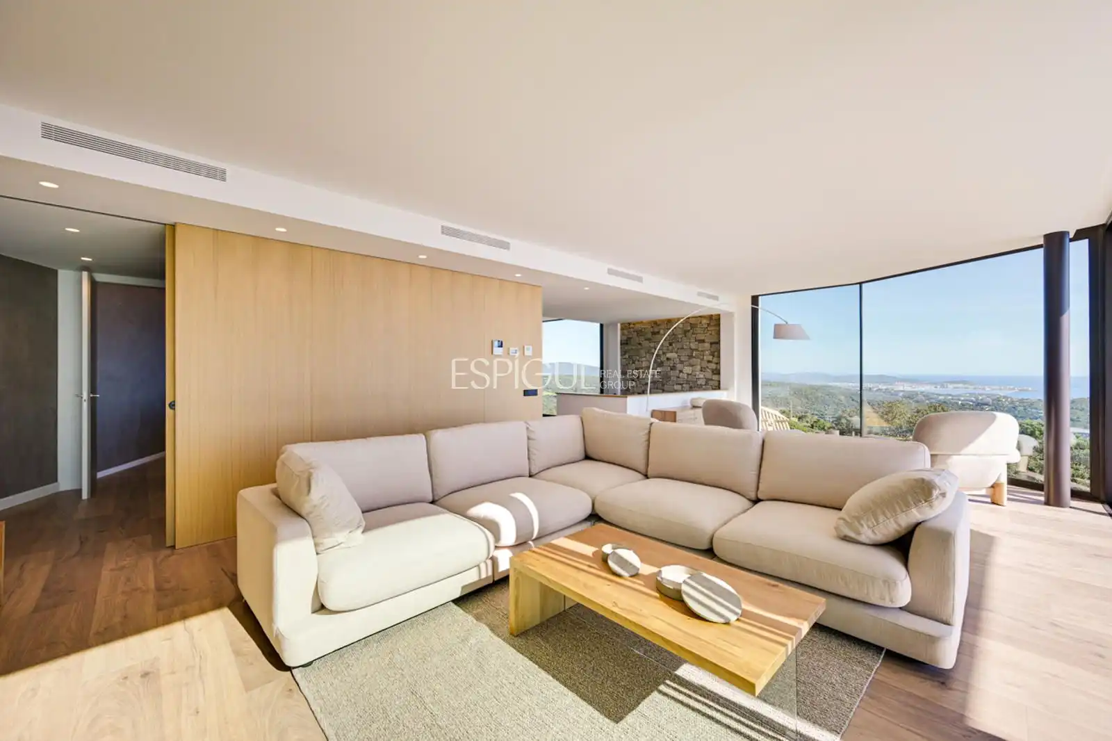 Sala d'estar de Casa o xalet en venda en Castell d'Aro, Platja d'Aro i s'Agaró amb Aire condicionat, Calefacció i Piscina