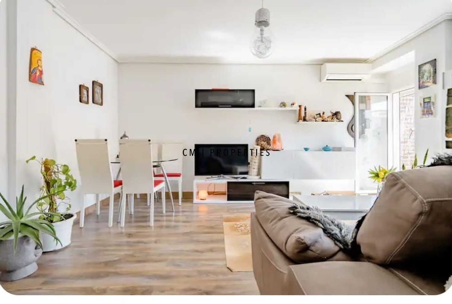 Living room of Flat to rent in  Valencia Capital  with Air Conditioner, Heating and Terrace