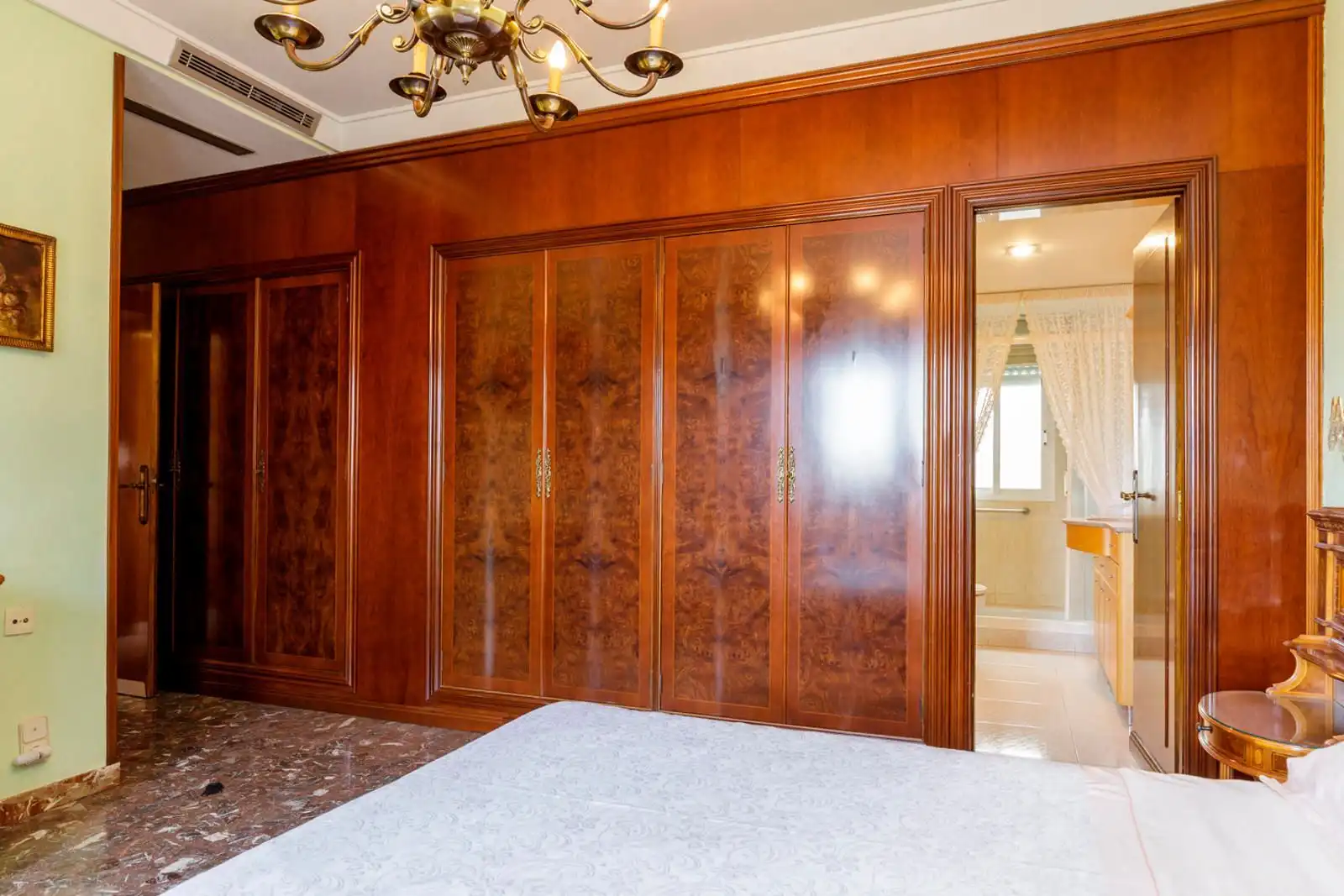 Bedroom of Flat for sale in Zaragoza  with Air Conditioner, Terrace and Storage room