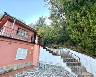 Vista exterior de Finca rústica en venda en La Iruela amb Calefacció, Jardí privat i Moblat