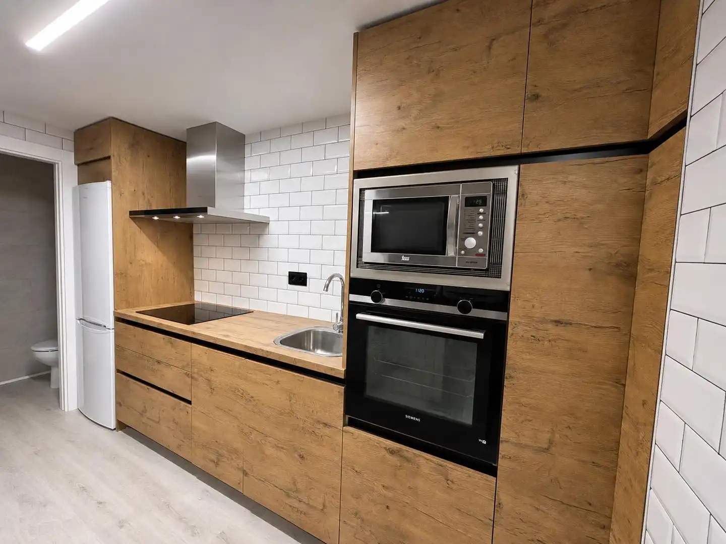 Cocina de Casa adosada en venta en Ciudad Real con Aire acondicionado, Calefacción y Jardín privado