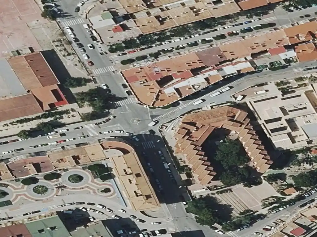 Casa en venta en CL. CAMI VELL DE VALENCIA 21 8 4ª Planta IZQ