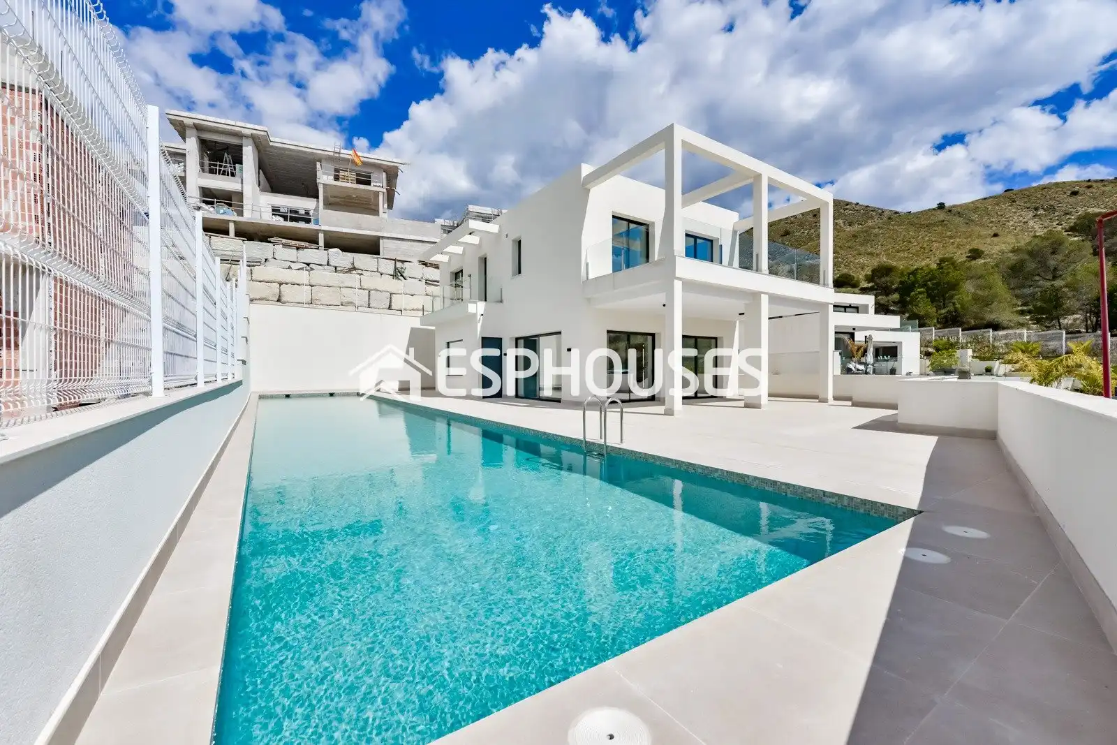 Villa avec terrasse à vendre à Golf Bahía, imagen 4