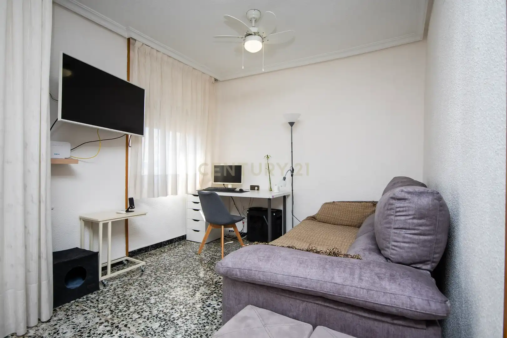 Sala d'estar de Pis en venda en Alicante / Alacant amb Aire condicionat, Forn i Rentadora