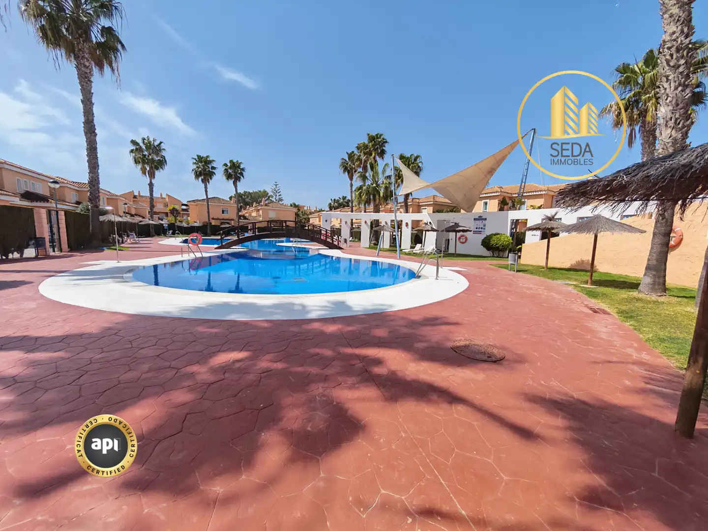 Swimming pool of Ground floor for sale in Vera  with Air Conditioner