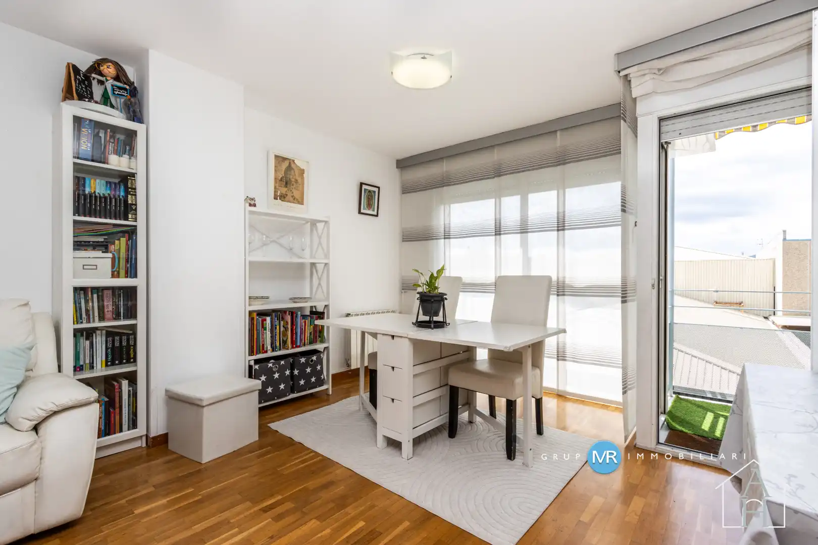Bedroom of Flat for sale in Terrassa  with Air Conditioner, Heating and Parquet flooring