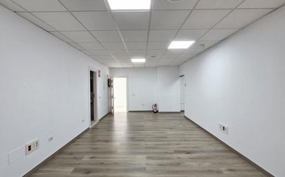 Oficina de lloguer a Buenos Aires - Chamberí - Las Moraditas, Ofra - Costa Sur,  Santa Cruz de Tenerife Capital