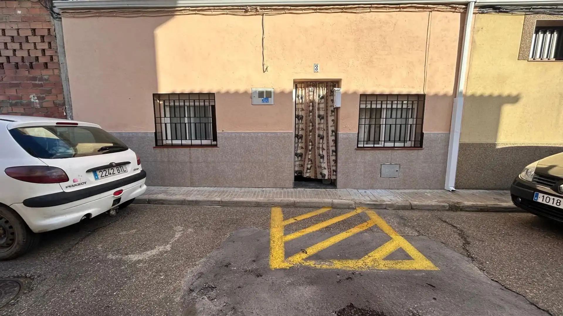 Parking of Single-family semi-detached for sale in Moraleja