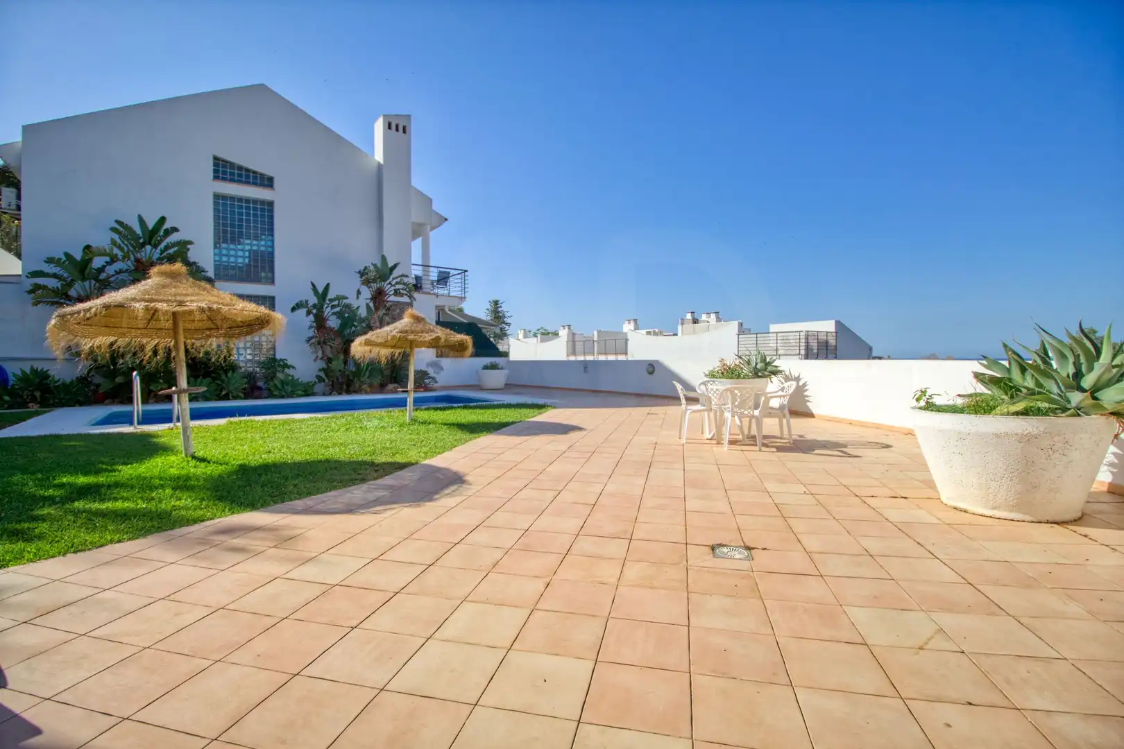 Casa aparellada amb piscina en venda a Torremuelle, imagen 21
