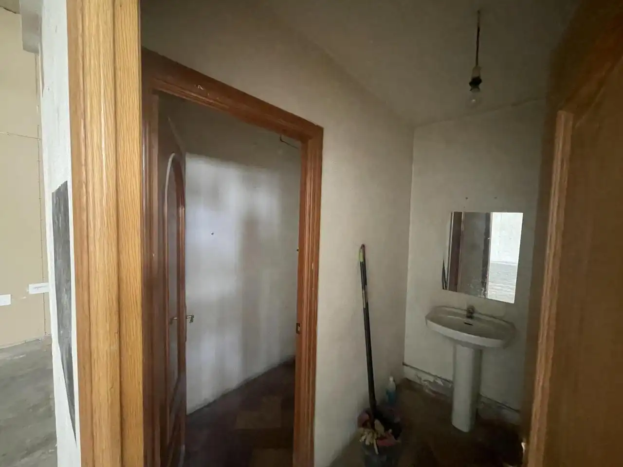Badezimmer von Fabrikhallen zum Verkauf in Tarancón