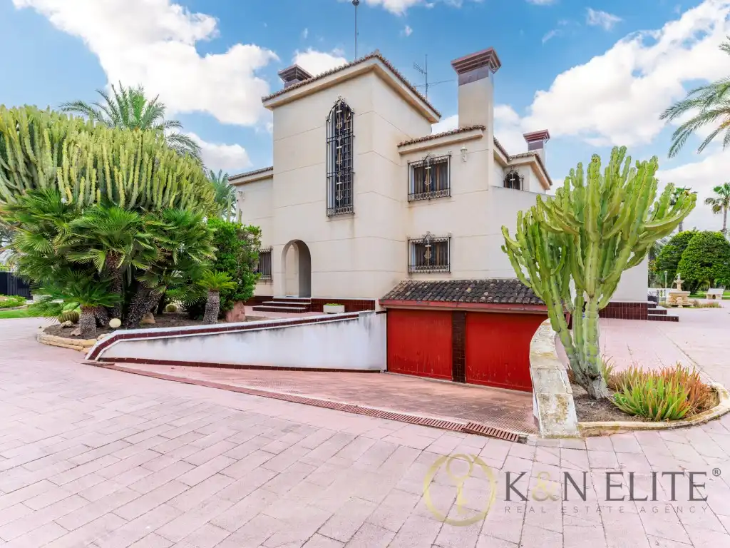 Casa con piscina en venta en Partida Alzabaras Alto, imagen 5