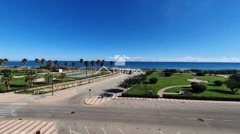 Apartamento con vistas abiertas al mar situado en primera línea playa Daimús, imatge 3