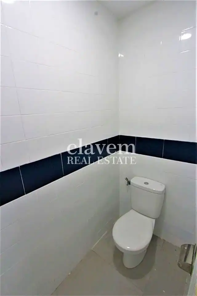 Local comercial en venda a Carrer del Guadalhorce, imagen 10