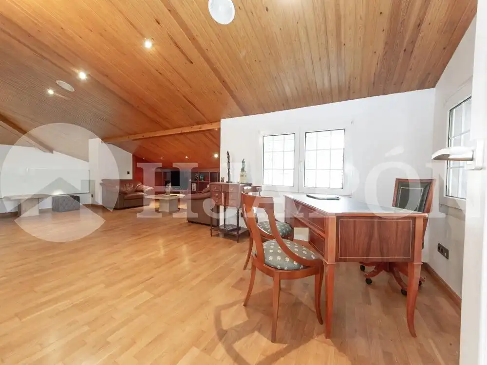 Sala de estar de Casa o chalet en venta en Argentona con Aire acondicionado, Calefacción y Jardín privado