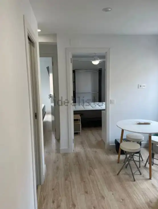 Habitación de Piso en venta en Valencia con Aire acondicionado, Amueblado y Horno