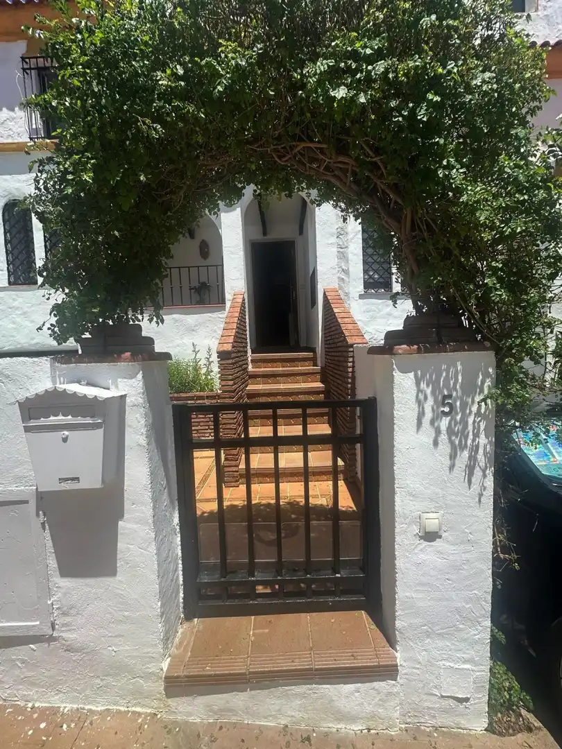 Reihenhaus mit Terrasse zum Verkauf in Estepona Pueblo, imagen 11