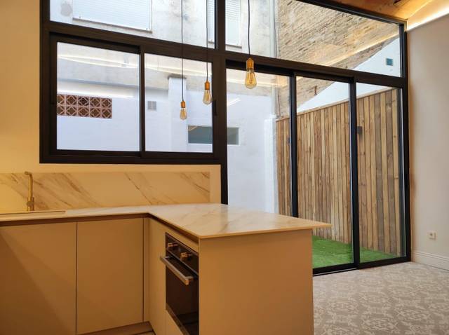 Planta baja en Venta en Carrer de Santiago Rusiñol en Casagemes