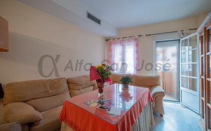 Living room of Flat for sale in  Sevilla Capital  with Furnished