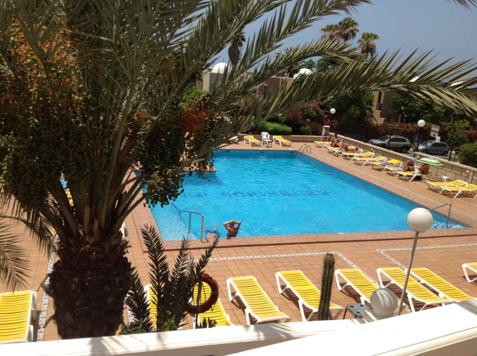 Swimming pool of Study to share in Adeje  with Air Conditioner and Terrace