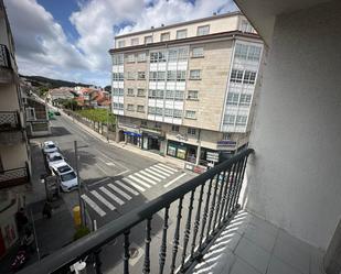 Vista exterior de Dúplex en venda en O Grove   amb Terrassa i Balcó