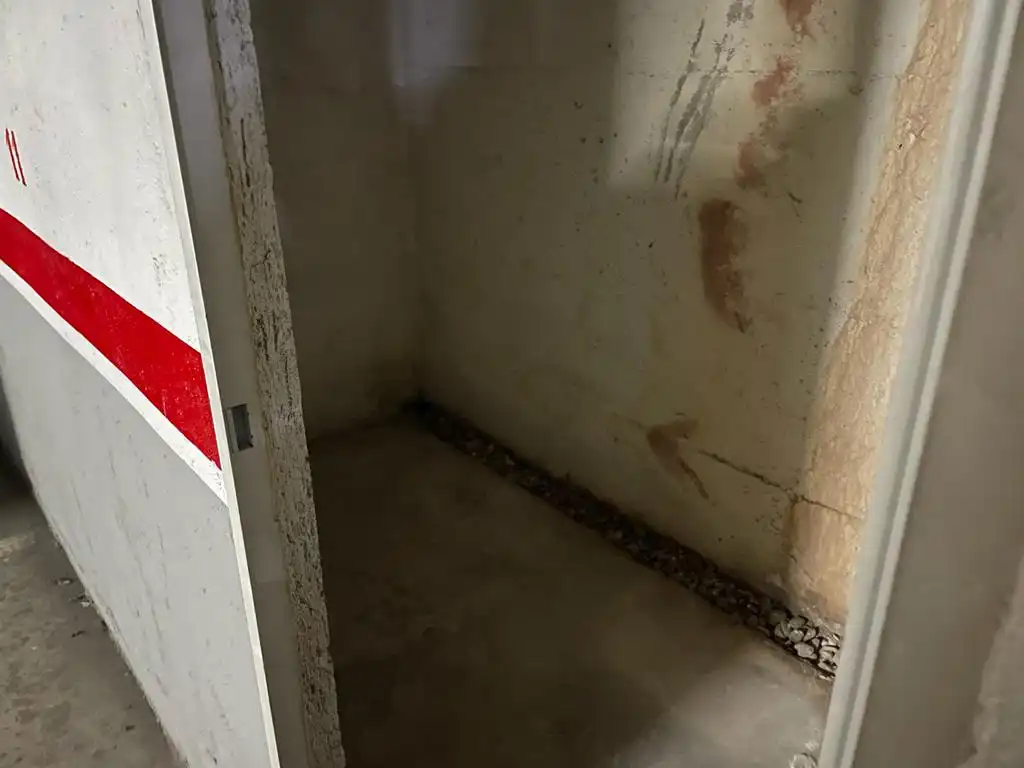 Parking with lift for sale in Carrer de Castella, imagen 6