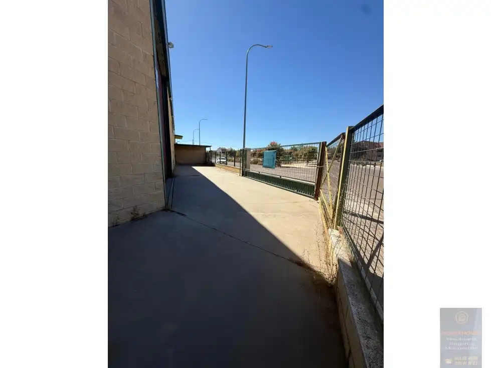 Industrial building to rent in Valmojado, imagen 2