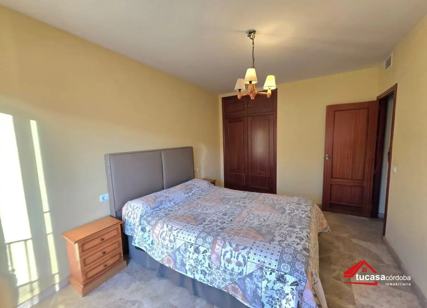 Schlafzimmer von Einfamilien-Reihenhaus zum Verkauf in Guadalcázar mit Klimaanlage und Terrasse