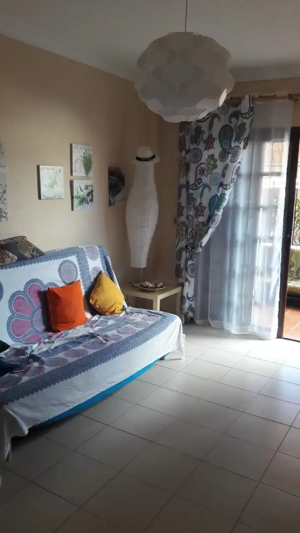 Sala de estar de Piso en venta en Arona con Terraza y Piscina comunitaria