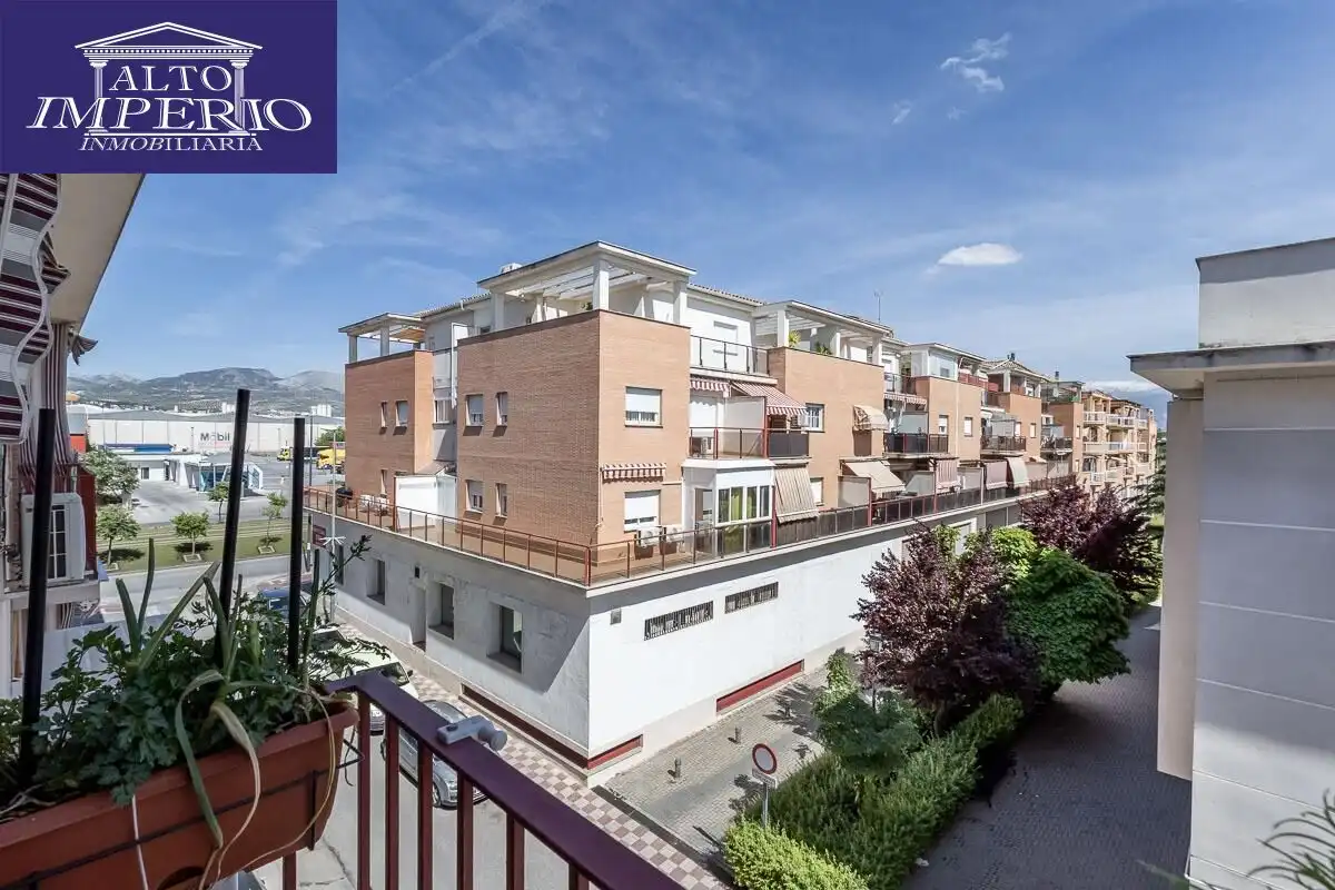 Piso en venta en Albolote, Granada