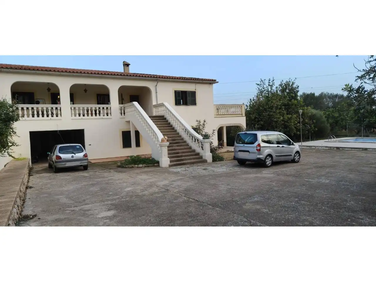 Außenansicht von Haus oder Chalet zum Verkauf in Bunyola mit Privatgarten, Terrasse und Schwimmbad