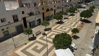 Exterior view of Flat for sale in Dos Hermanas  with Terrace and Storage room