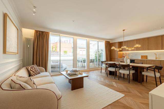 Ático en Venta en De Núñez De Balboa en Recoletos