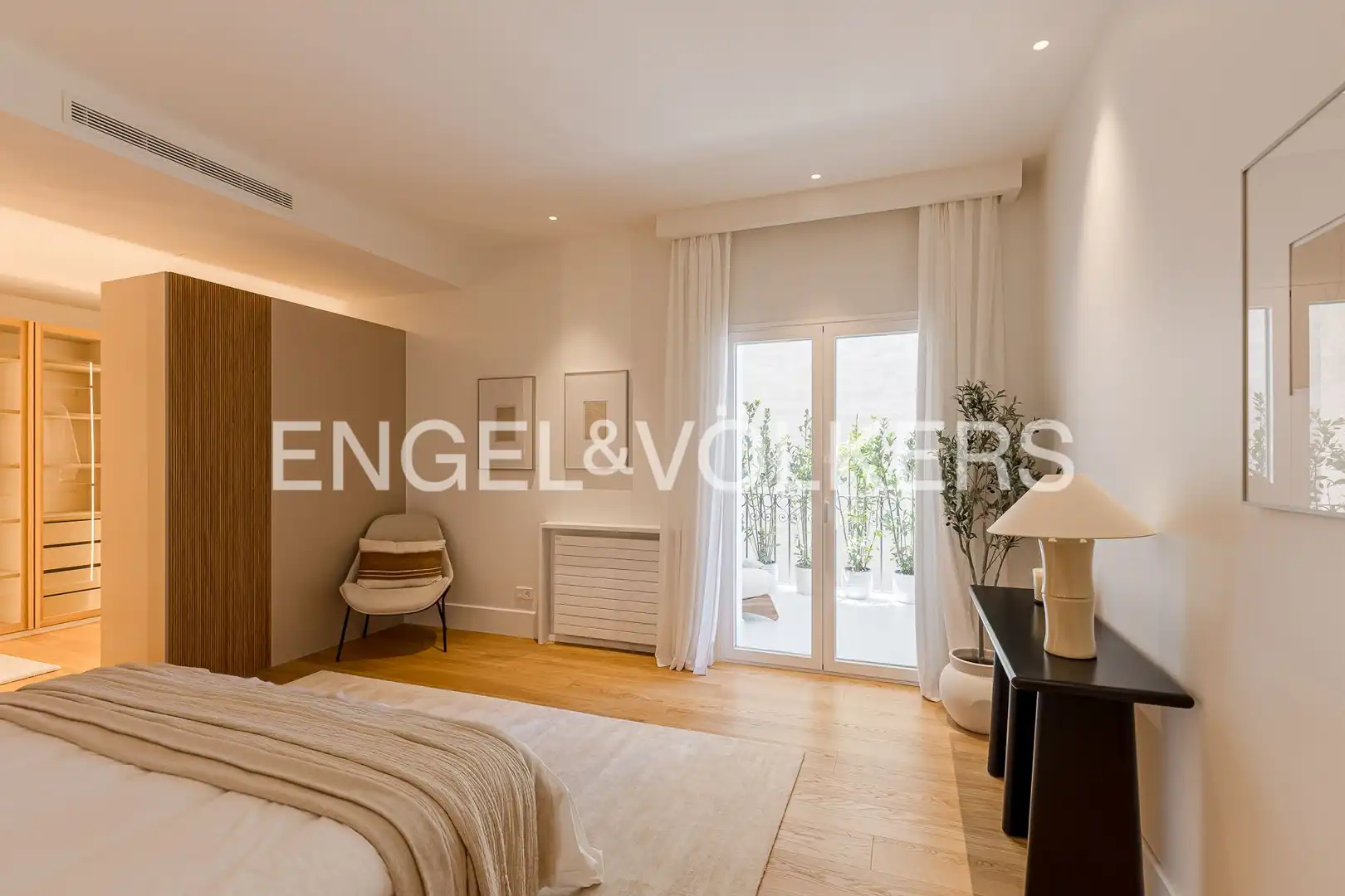 Schlafzimmer von Wohnung zum Verkauf in Madrid mit Klimaanlage, Heizung und Terrasse