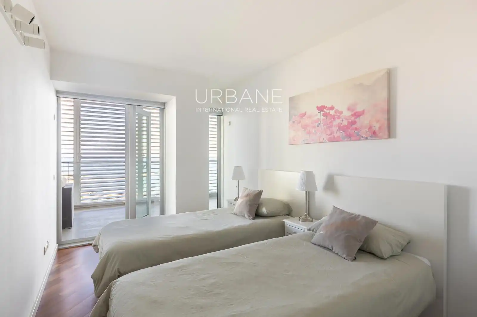 Habitación de Ático de alquiler en Barcelona con Aire acondicionado, Calefacción y Amueblado