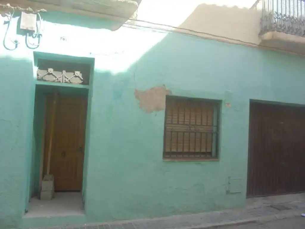 Vista exterior de Piso en venta en Sax