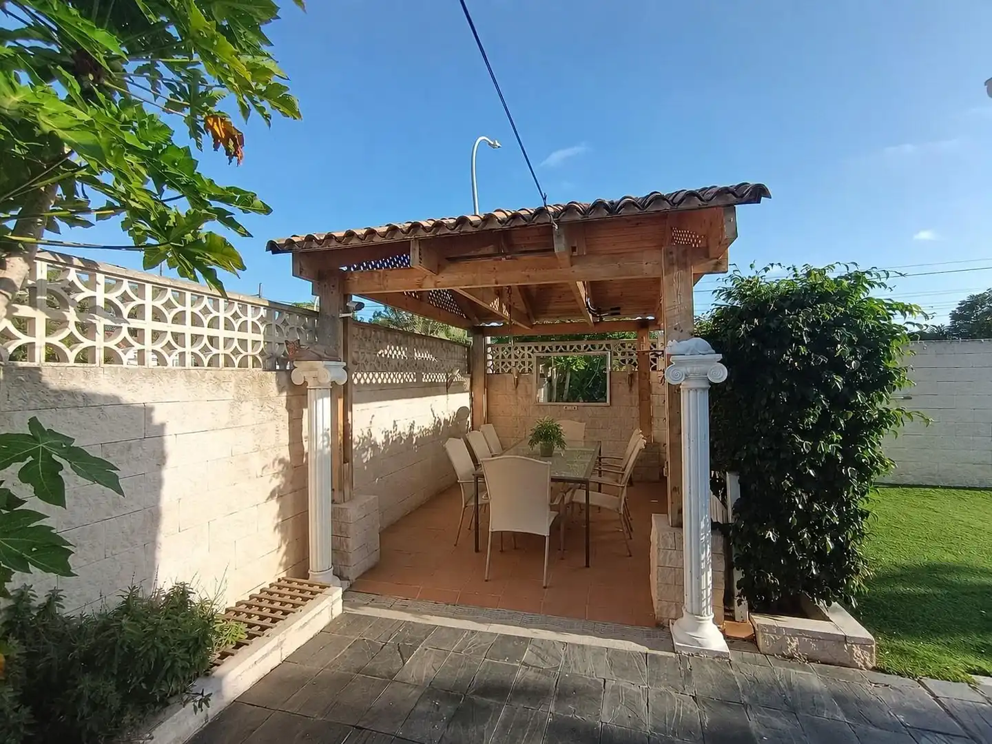 Terraza de Casa o chalet en venta en El Campello con Aire acondicionado, Calefacción y Jardín privado