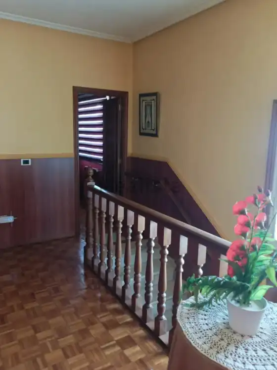 Casa o chalet en venta en San Cibrao das Viñas con Calefacción, Jardín privado y Parquet