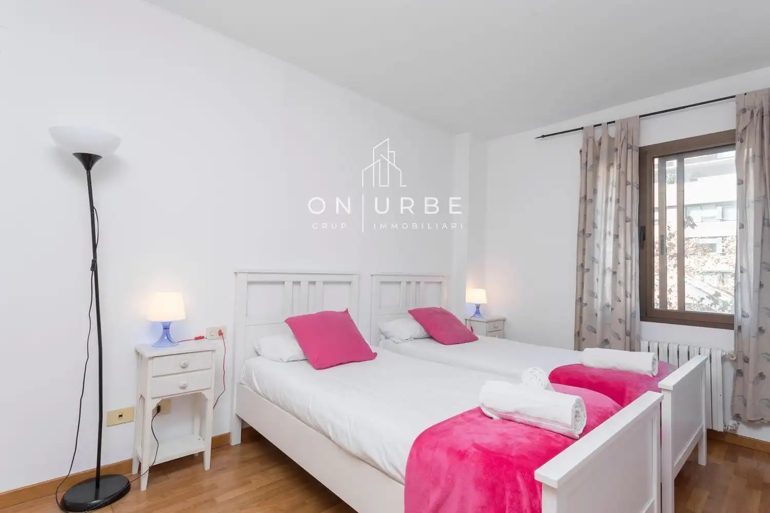 Habitación de Piso en venta en Barcelona con Aire acondicionado y Terraza