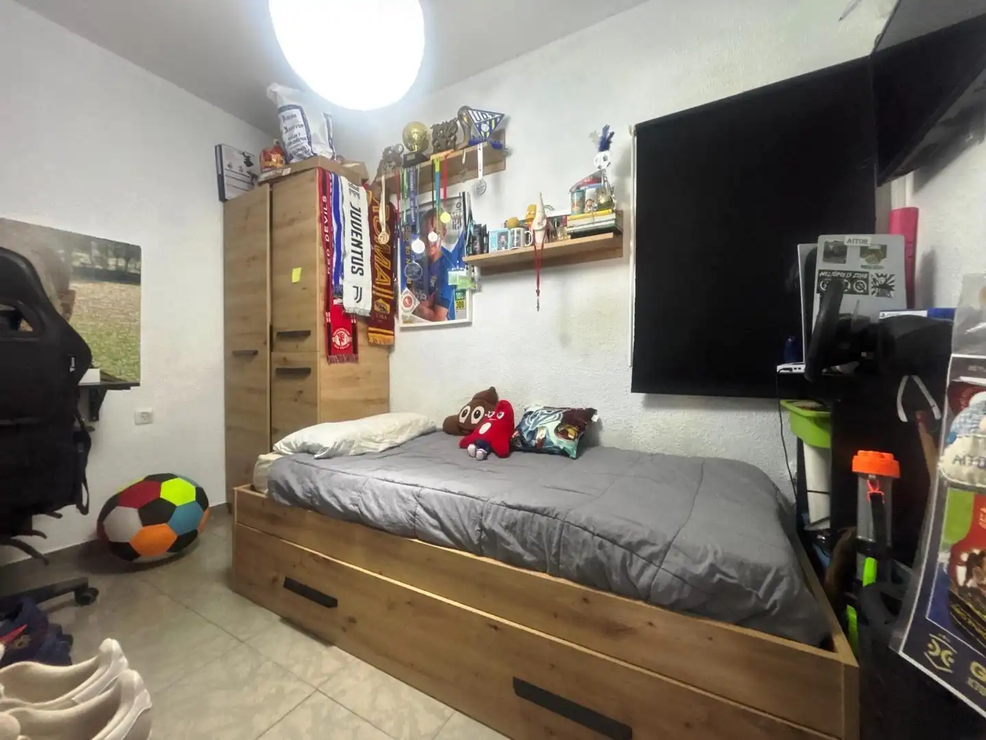 Schlafzimmer von Wohnung zum Verkauf in Gines mit Klimaanlage und Gemeinschaftspool