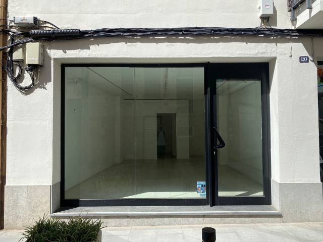 Local comercial en Alquiler en Santa Coloma de Farners