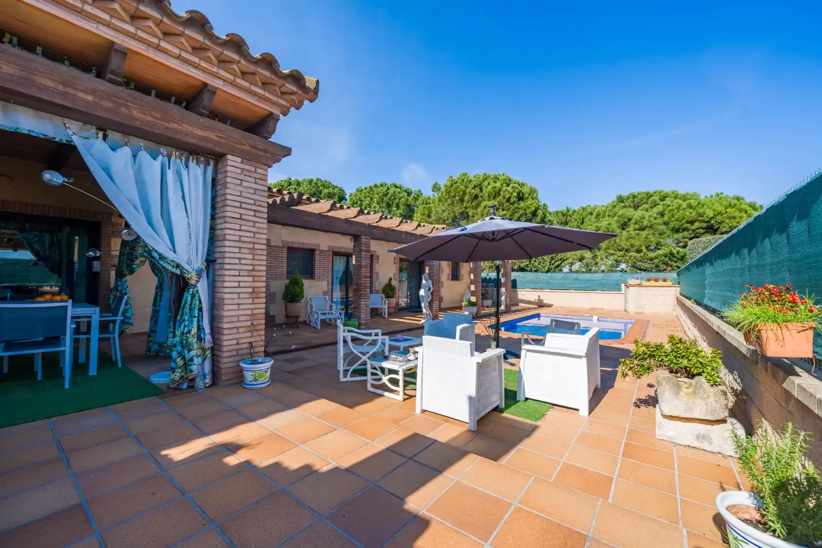 Jardí de Casa o xalet en venda en Torroella de Fluvià amb Aire condicionat, Calefacció i Jardí privat