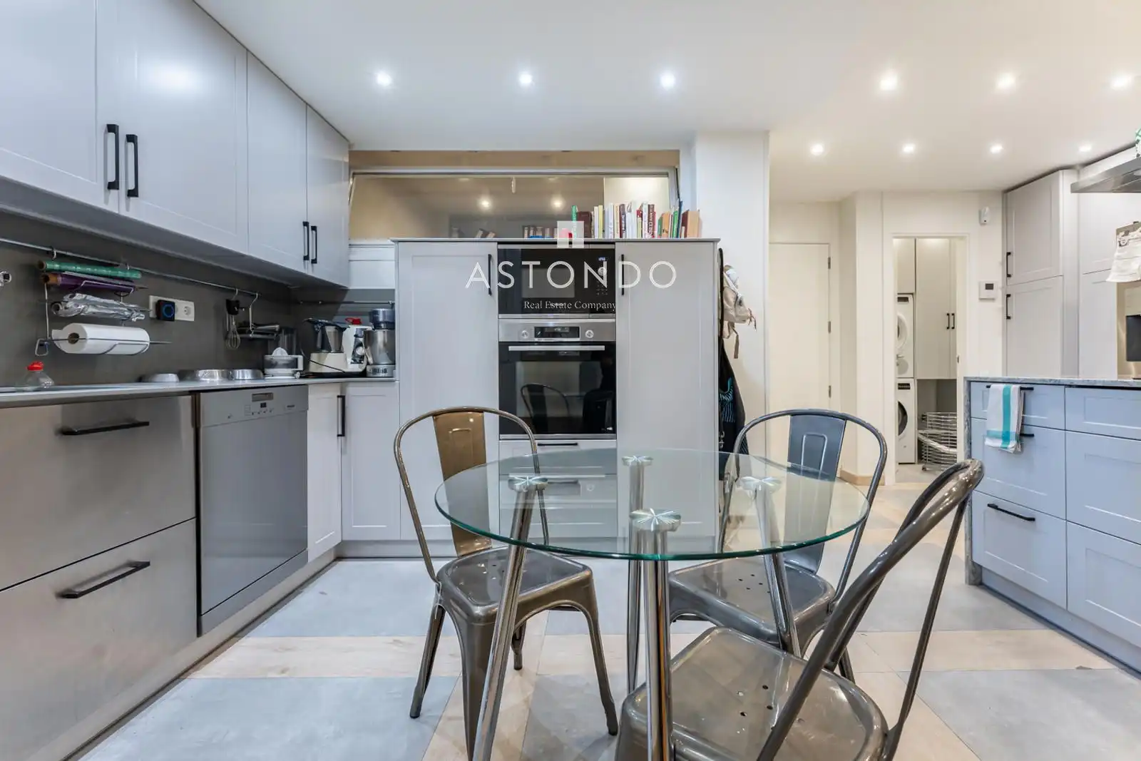 Cocina de Piso en venta en Madrid con Aire acondicionado, Calefacción y Terraza