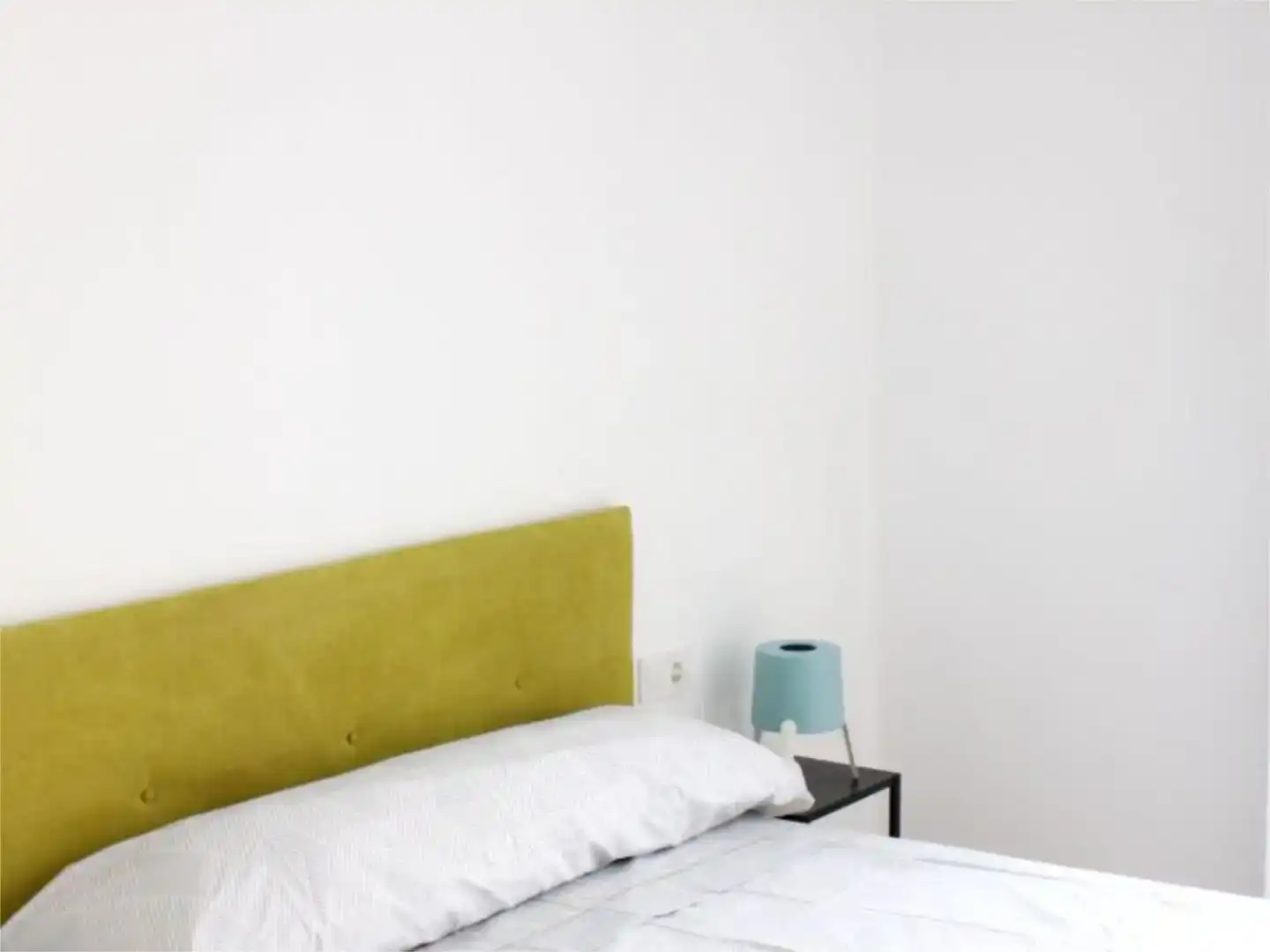 Bedroom of Flat for rent in  Valencia Capital  with Air Conditioner