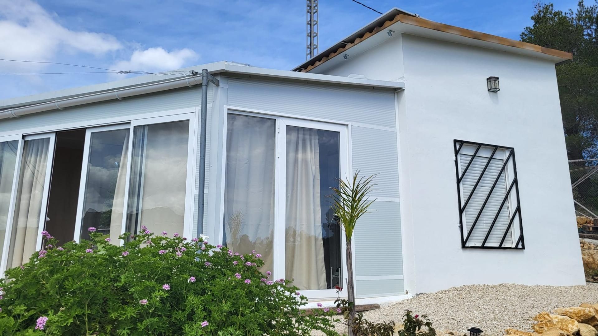 Vista exterior de Residencial en venda en Tàrbena