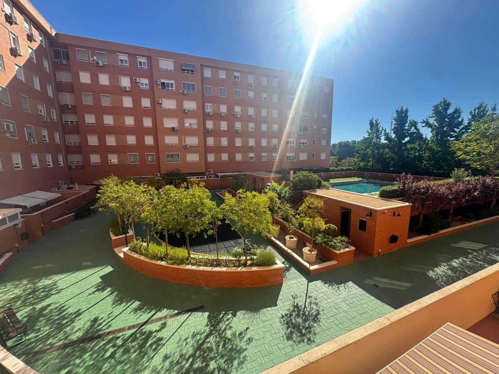Piscina de Pis en venda en Torrejón de Ardoz amb Calefacció i Piscina comunitària